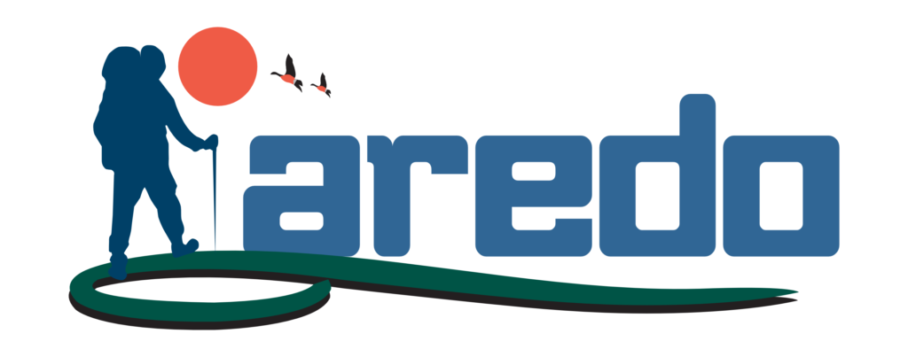Laredo Outdoor Gear logo